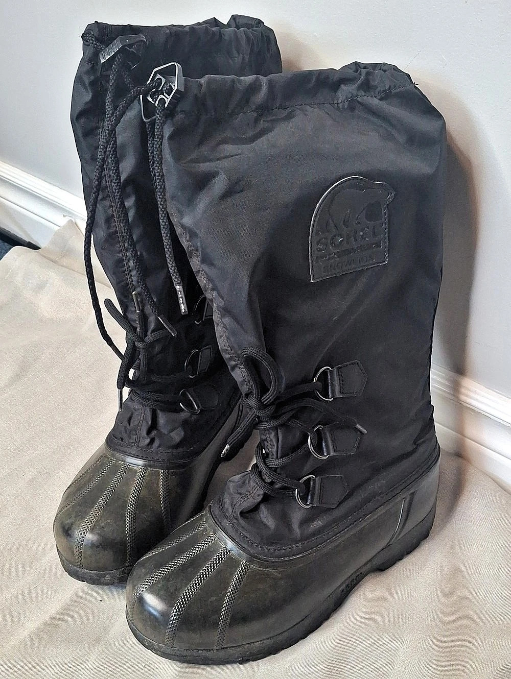 Sorel Snowlion II Winter Boots Black US 8